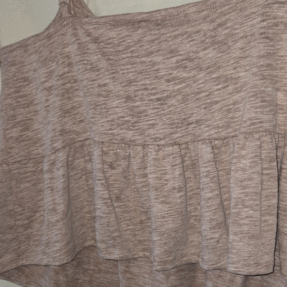 Lulu's Tan Peplum Tank Top Medium - Picture 8 of 8